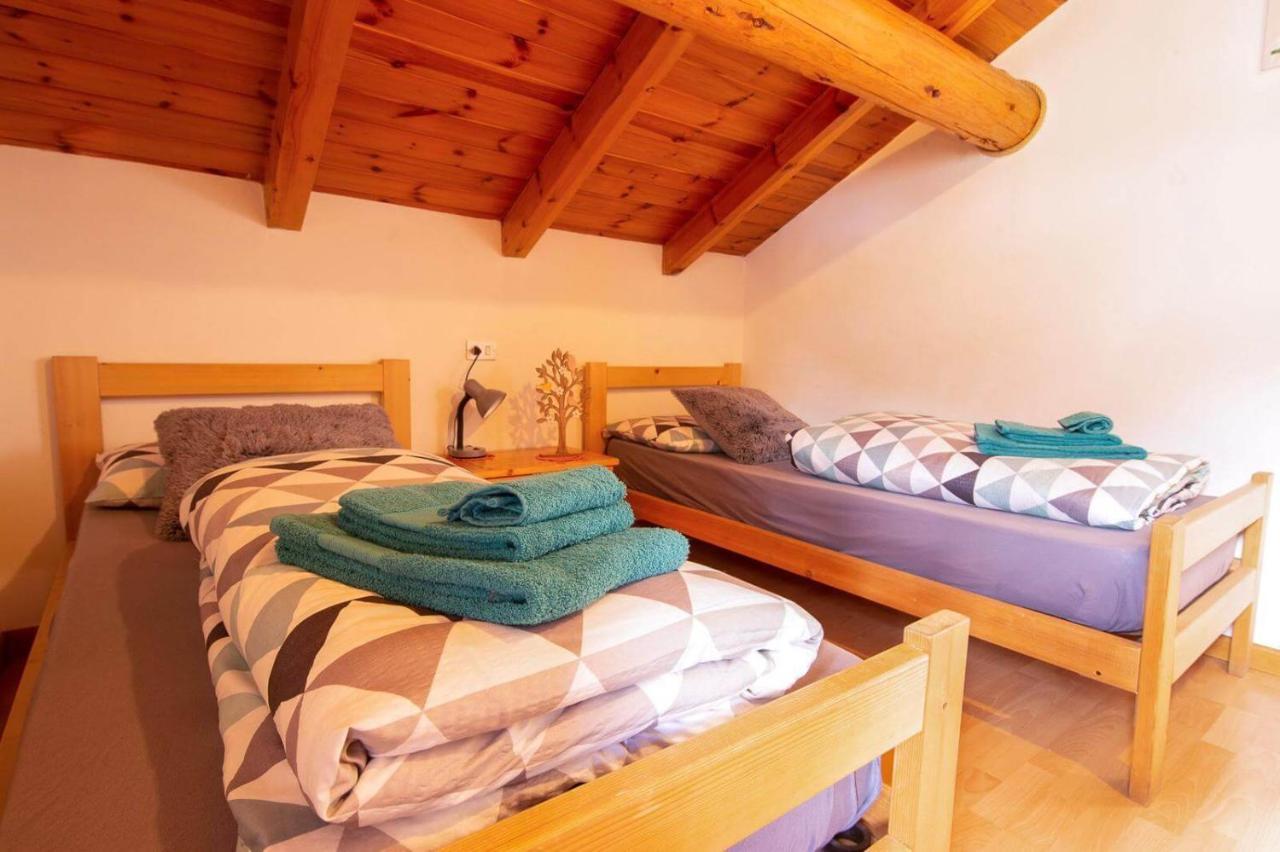 Apartment Valeria 1 *